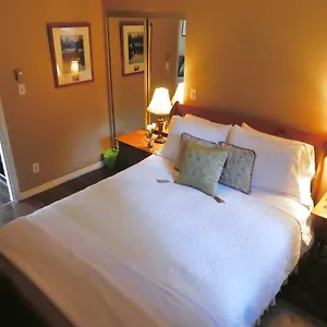 Belle Neige Suites: Chalet Whistler