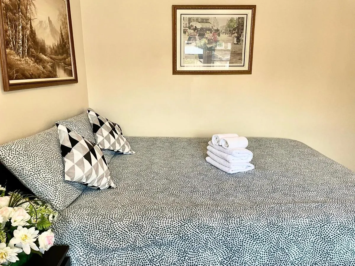 Perfect Home-Private Washrooms,Free Parking,High Speed Net Toronto Privatunterkunft
