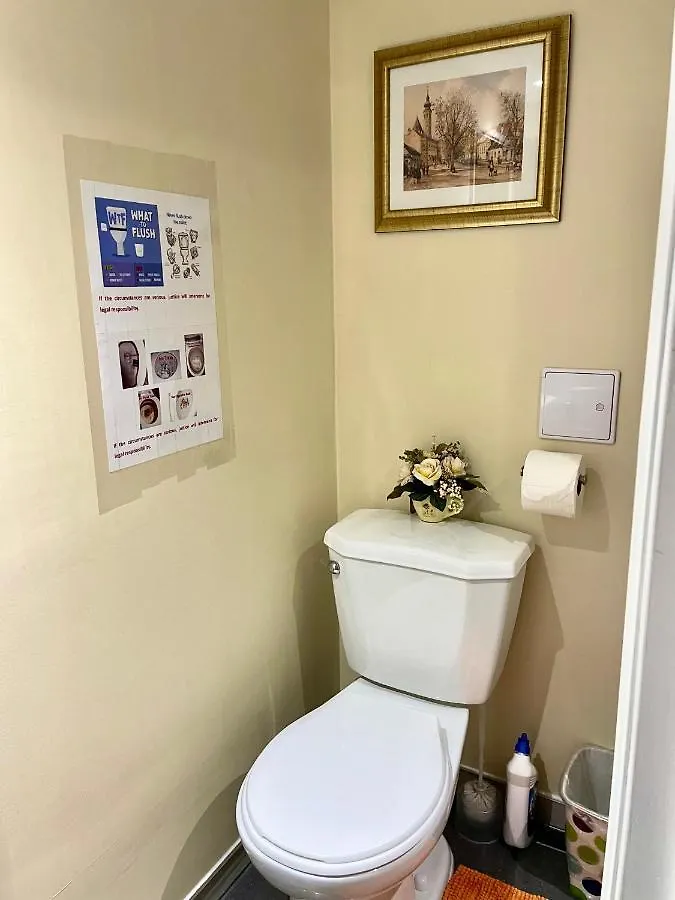 Perfect Home-Private Washrooms,Free Parking,High Speed Net Toronto Privatunterkunft