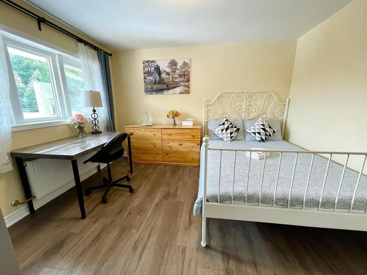 Perfect Home-Private Washrooms,Free Parking,High Speed Net Toronto Privatunterkunft